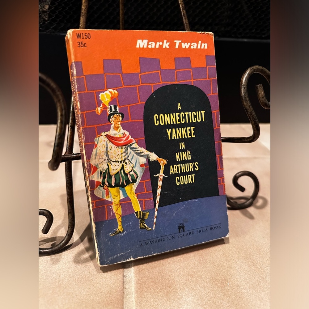 📚A Connecticut Yankee In King Arthurs Court by Mark Twain. Paperback 1960